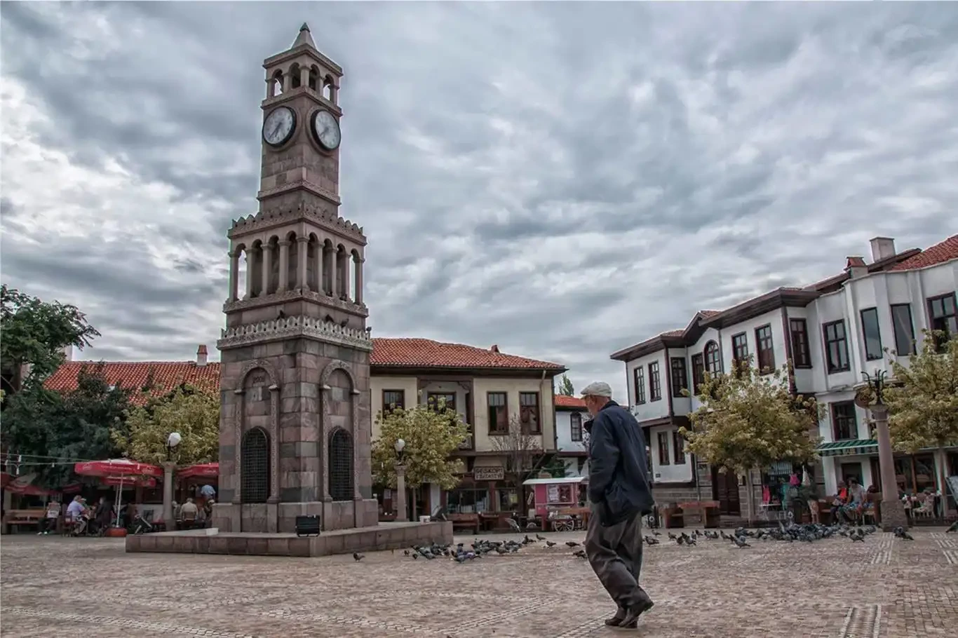 Ankara için kuvvetli rüzgar ve fırtına uyarısı