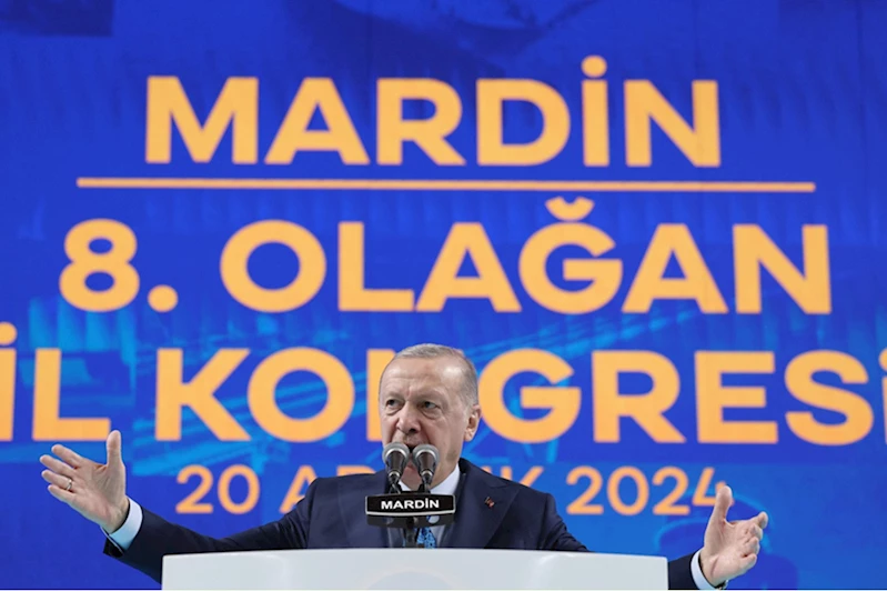 Cumhurbaşkanı Erdoğan: Doğrunun yanında saf tuttukça Rabbim milletimizin önünü açacaktır