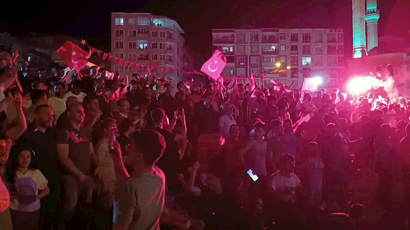 Siirt’te milli maç heyecanı yaşandı
