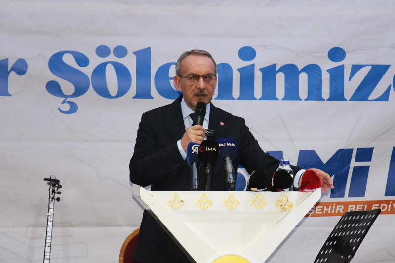 Yavuz: İslam dünyası bilgiyle, bilimle, teknolojiyle bağını güçlendirmeli