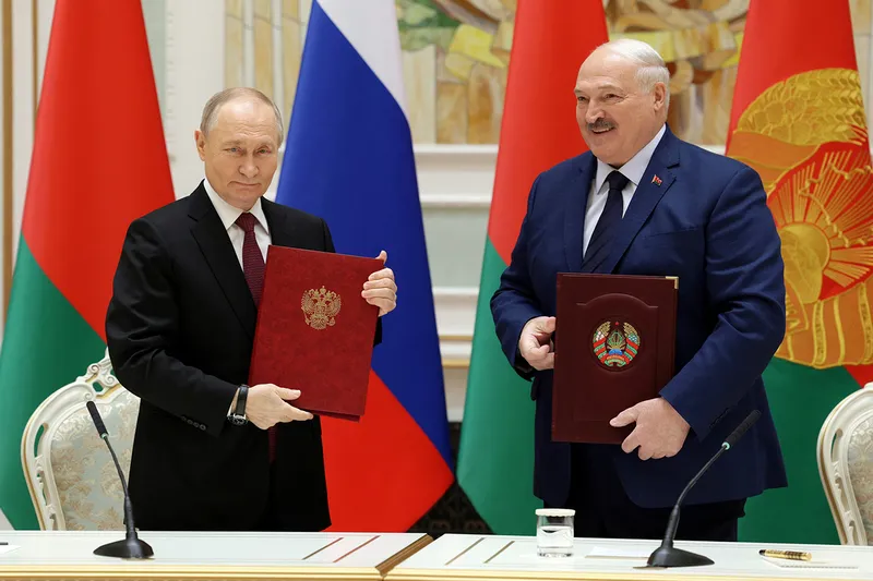 Rus Oreşnik hipersonik füzeleri Belarus