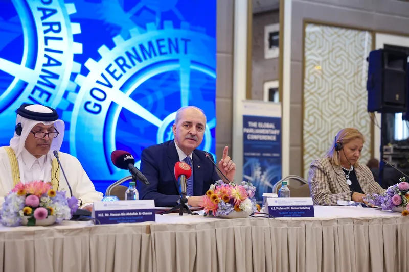 Kurtulmuş: Teröre karşı söz söyleyenlerin devlet terörüne karşı sessiz kalması ibret vesilesidir