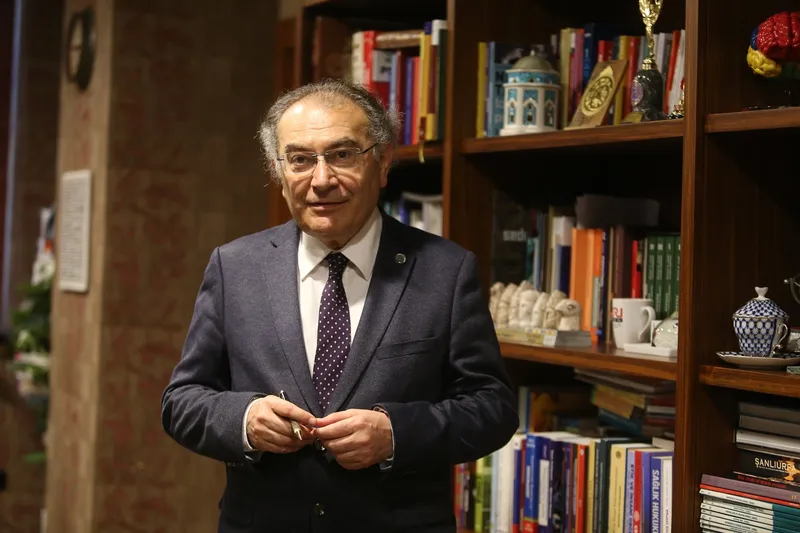 Prof. Dr. Nevzat Tarhan: Şükrün ölçüsü kanaattir