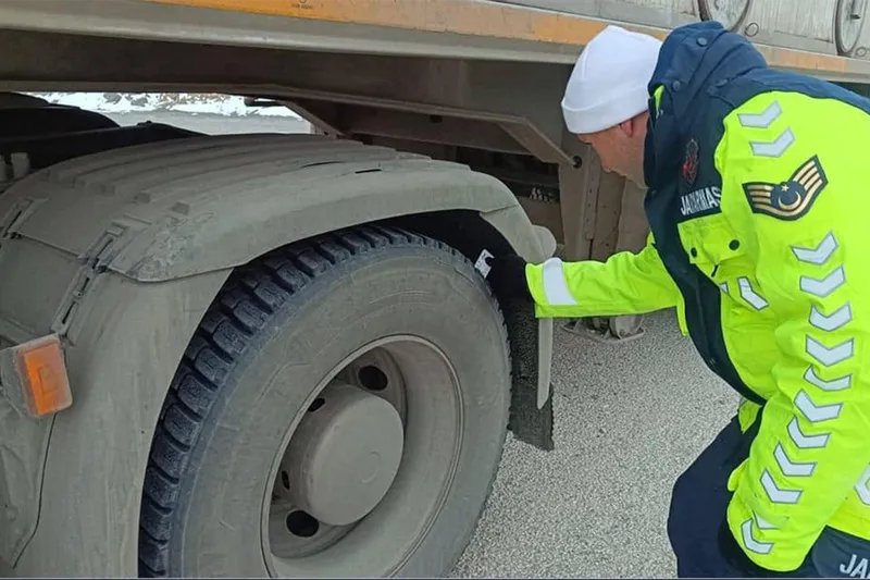 Zorunlu kış lastiği uygulaması 15 Kasım