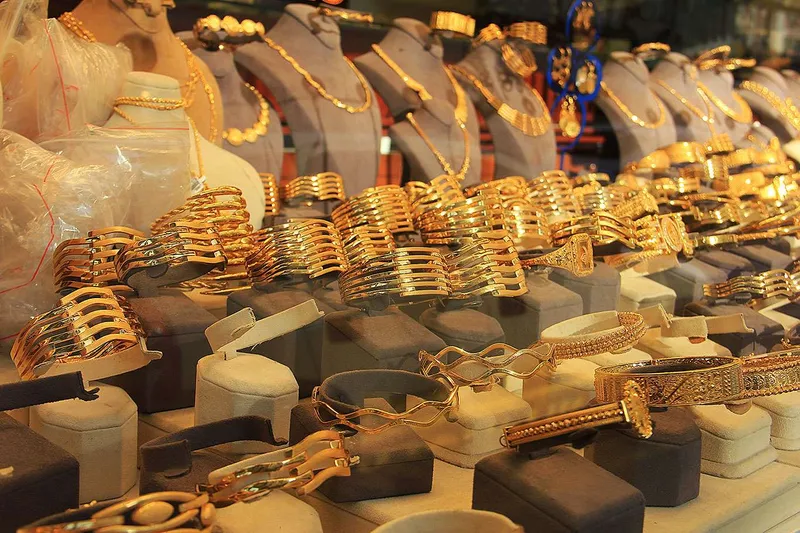 Altın fiyatları iki haftanın zirvesinde