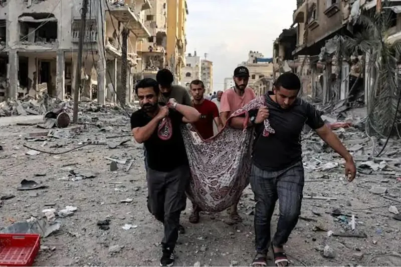 Siyonist rejim saldırısının ardından 3 şehidin cenazesi enkaz altından çıkarıldı