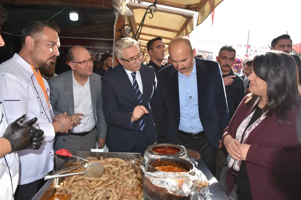 Batmanlı öğrenciler yöresel lezzetleri fuarın yıldızı yaptı