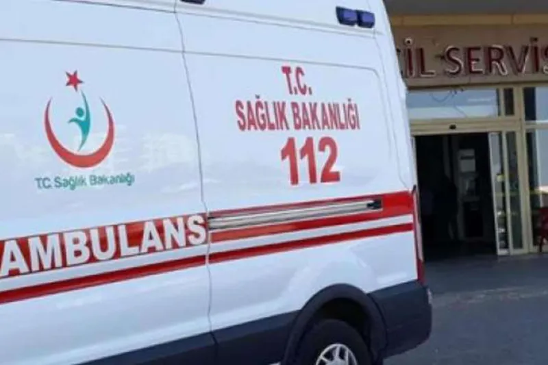 Kaza yapan motosiklet sürücüsü yaralandı