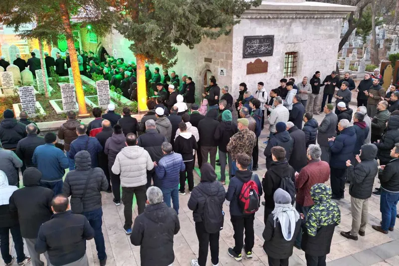 Aksaray’da Somuncu Baba’nın 613. Vuslat Yıl dönümü etkinlikleri başladı