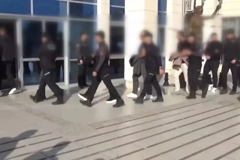 Mersin’de rüşvet ve kaçakçılık operasyonu: 28 gözaltı, 10 tutuklama