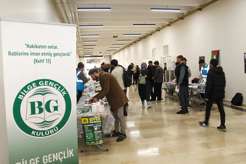 Diyarbakır Dicle Üniversitesi fakültelerinde üç gün sürecek kermes başladı