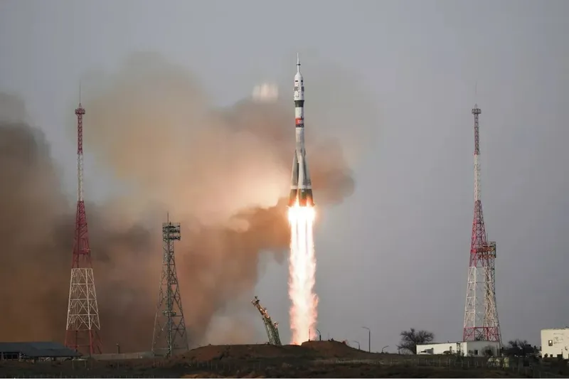 Bir Amerikalı ve iki Rus