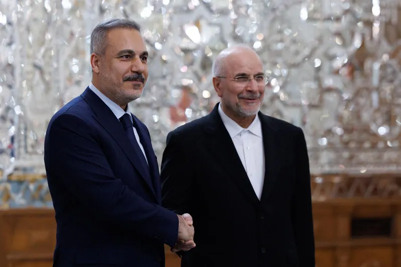 Bakan Fidan ve Galibaf bir araya geldi