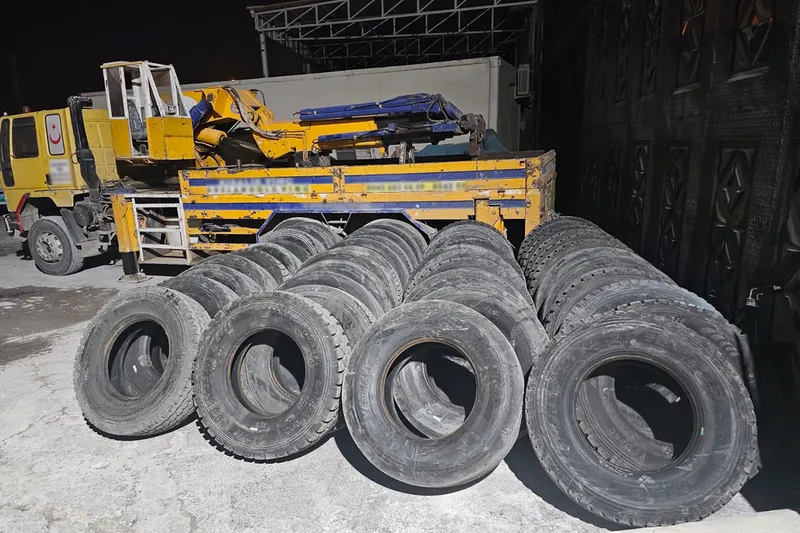 Şanlıurfa’da sahte faturalı 44 kamyon lastiği ele geçirildi