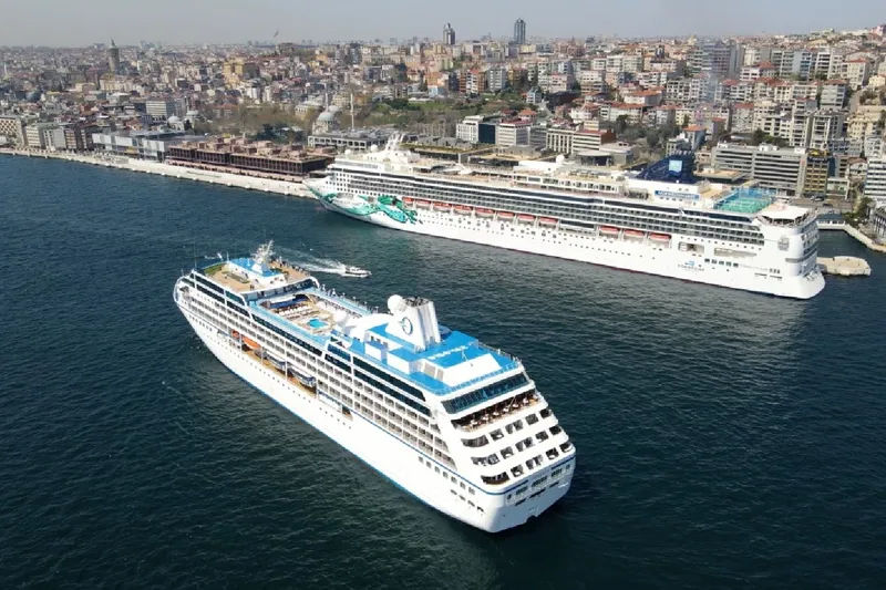 Kruvaziyer yolcu sayısı 10 ayda 2 milyonu aştı