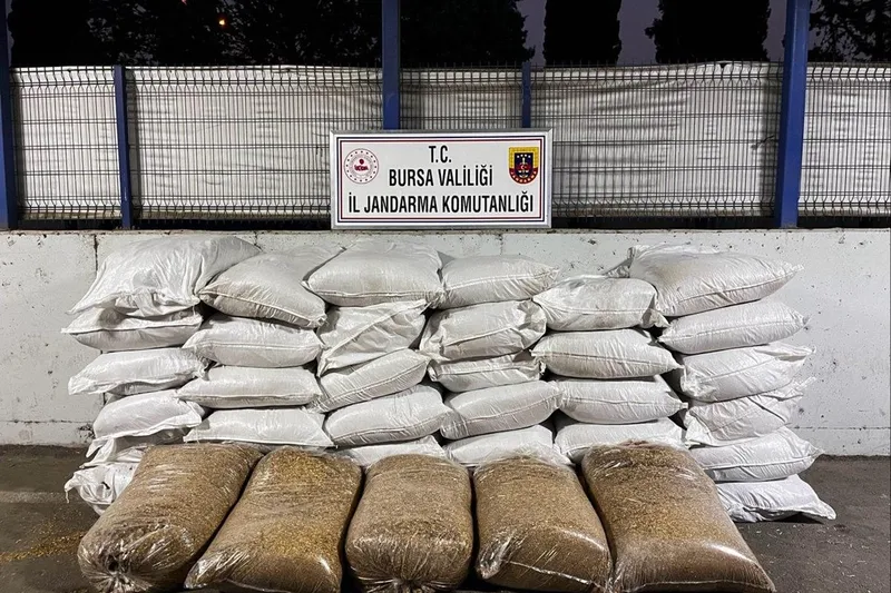 Bursa’da kaçak tütün işletmelerine operasyon