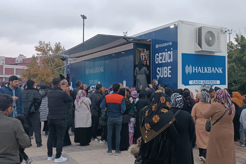 Engelli ve Evde Bakım Yardımı ödeme kanalının değişmesi vatandaşları mağdur etti