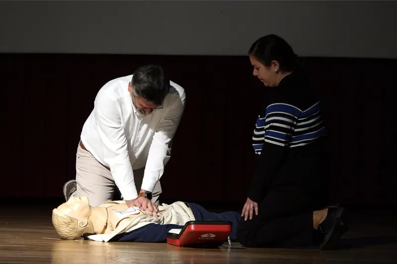 Kalp krizine artık herkes ilk müdahaleyi yapabilecek