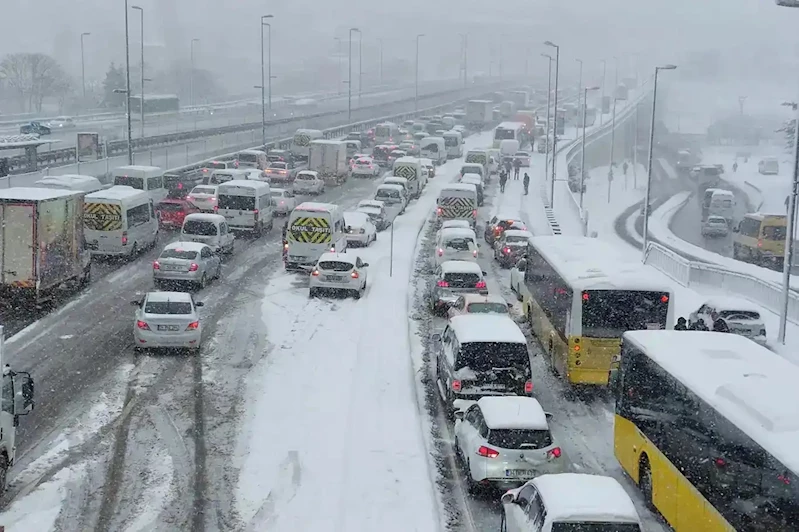 İstanbul için kuvvetli kar yağışı uyarısı