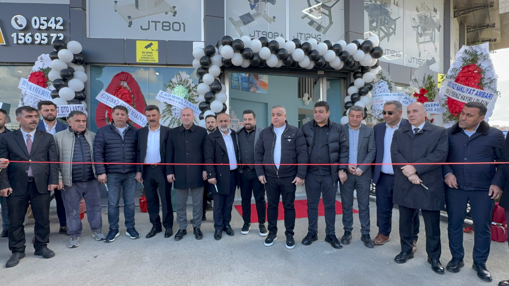 Berat Tekstil Makina ve Yedek Parça Yeni Yerinde Hizmete Açıldı