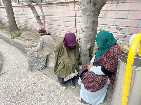 Dilenciler zabıtanın yakın takibinde 