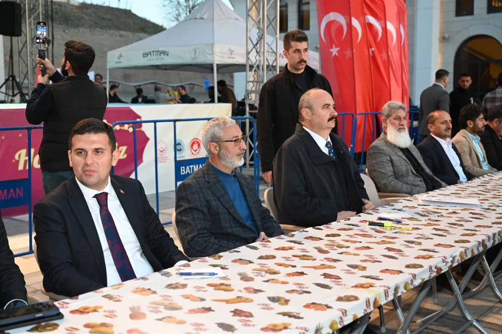 Vali Canalp, Batman Esnafı ile iftar programında buluştu