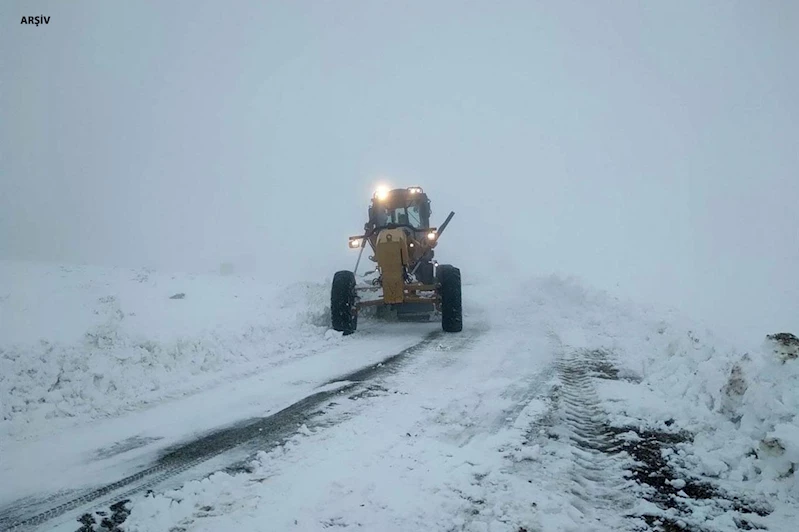 Nisan ayında 181 yerleşim yolu kar nedeniyle ulaşıma kapattı