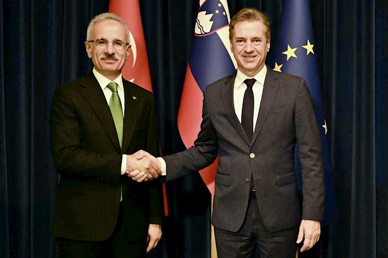 Bakan Uraloğlu, Slovenya Başbakanı Golob ile görüştü