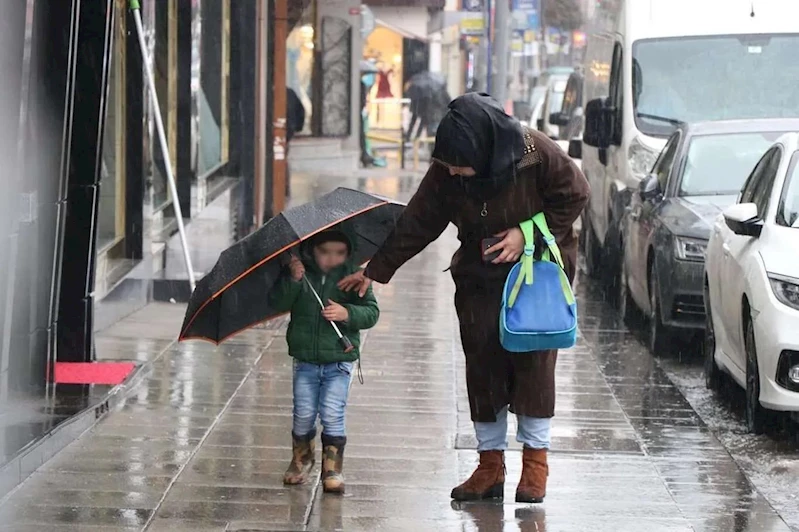 Meteorolojiden kuvvetli yağış uyarısı