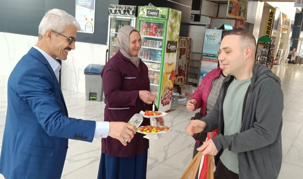 Mola veren yolcuların bayramı kutlandı