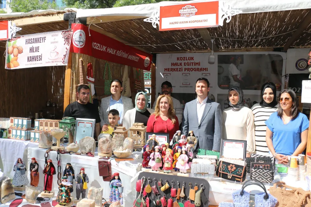 Festivale kadın eli değdi