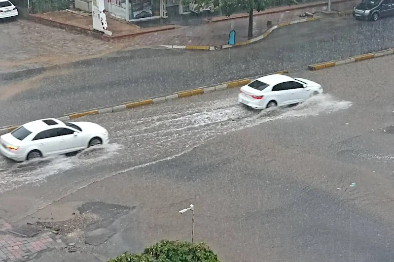 Meteorolojiden kuvvetli yağış uyarısı