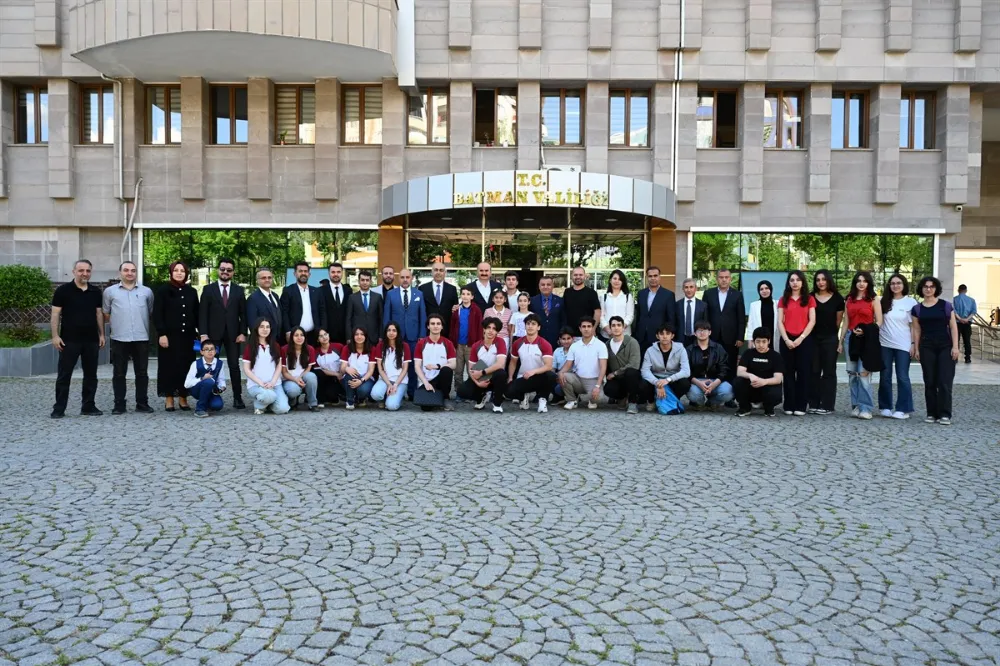 Batmanlı öğrenciler TÜBİTAK yarışmalarında destan yazdı