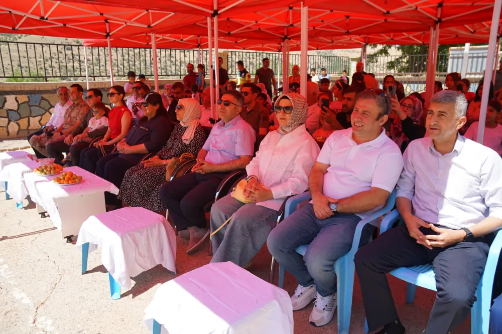 Güzel sanatlar fakültesi korosundan Kozlu köyü’nde anlamlı müzik dinletisi