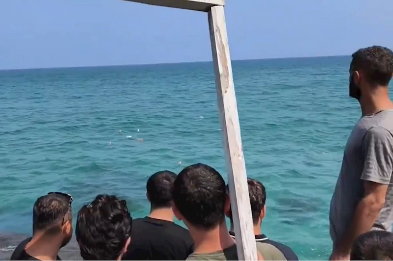 HÜDA PAR Gençlik Kolları, Gazze için denize bakliyat dolu şişeler bıraktı