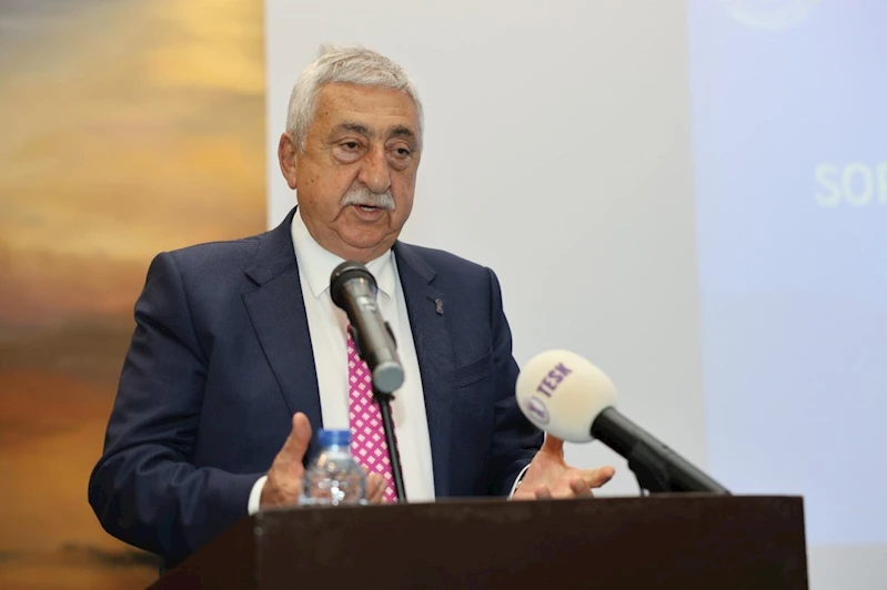 Palandöken: Kıyafette dayatma değil, serbest tercih olmalı