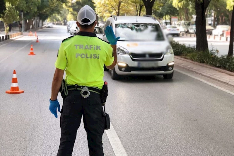 Mersin’de trafik denetimleri: 1,9 milyon araç incelendi