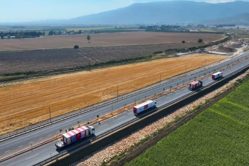 Şam Havalimanı’na zorlu hava koşullarında güvenli iniş desteği