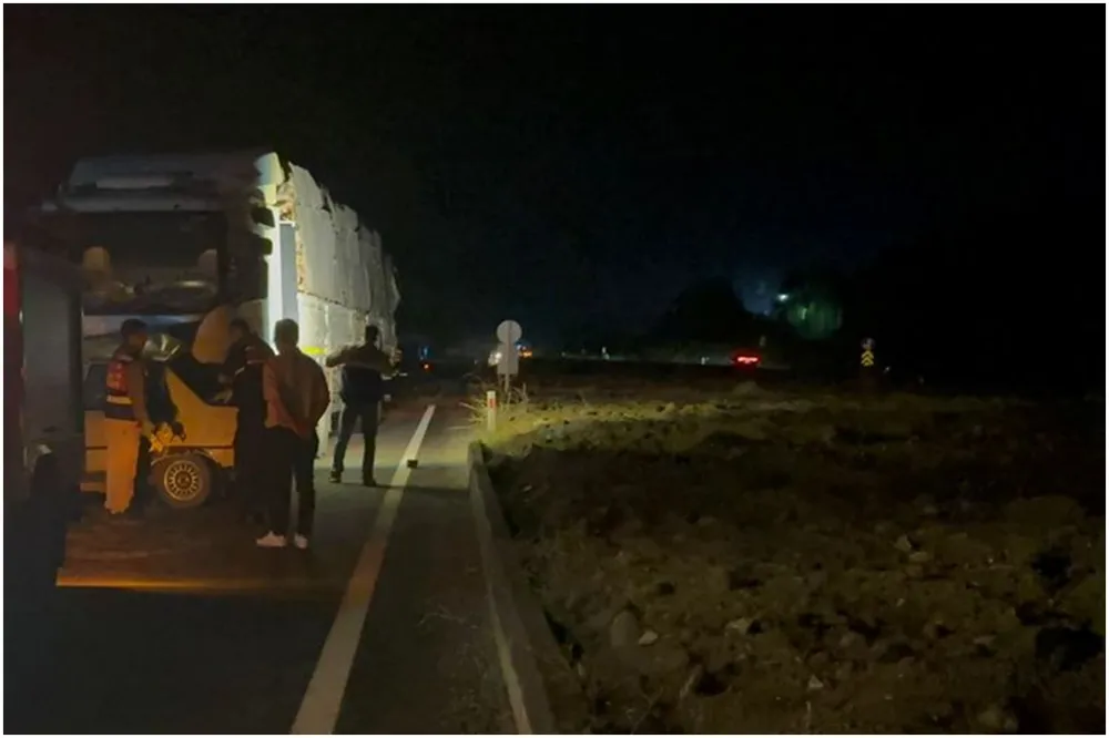 Kastamonu'da otomobil ile tır çarpıştı: 2 ölü