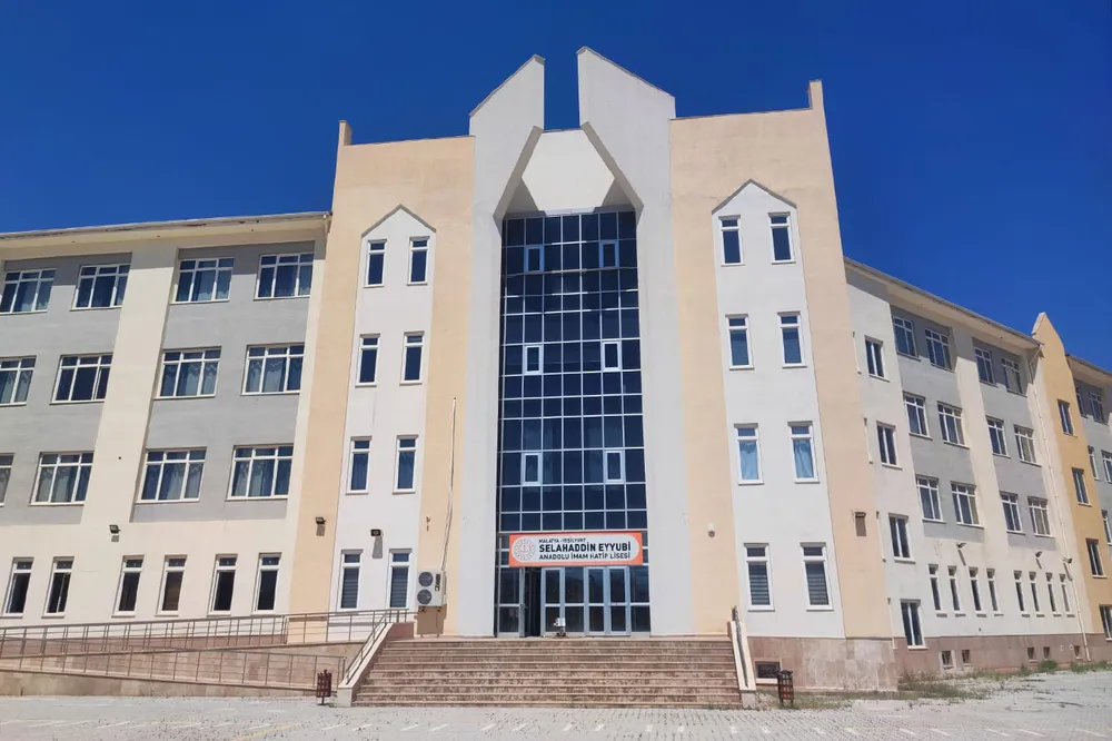 İmam hatip lisesinin YKS başarısı göz kamaştırıyor