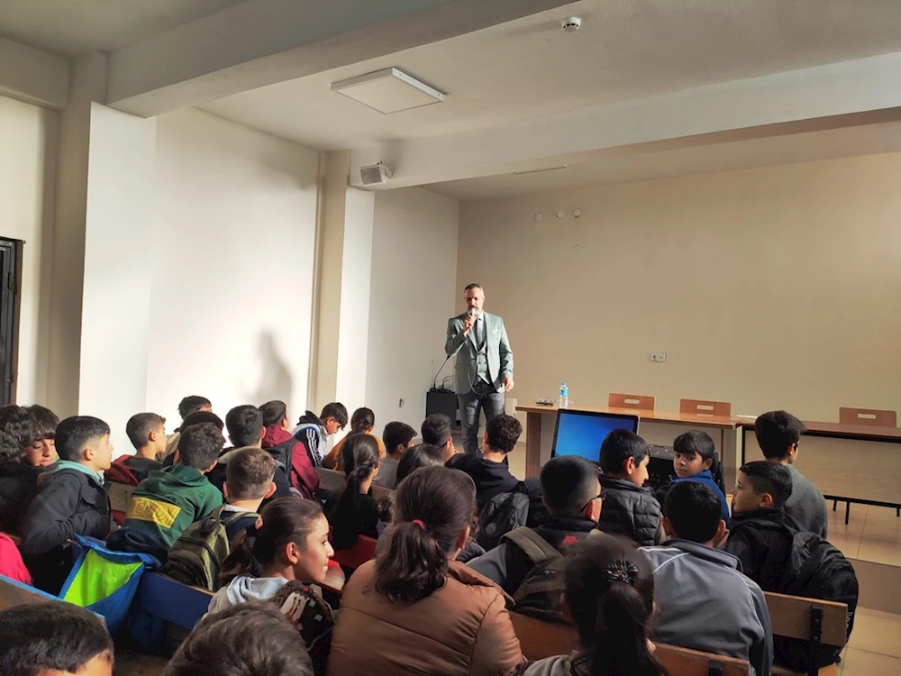 Arkadaş Seçiminde 4 yanlış 1 doğruyu götürür