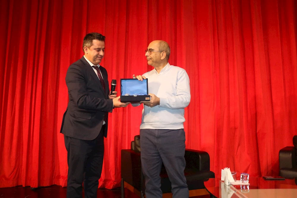 Yönetmen derviş zaim batmanlı sinemaseverlerle buluştu