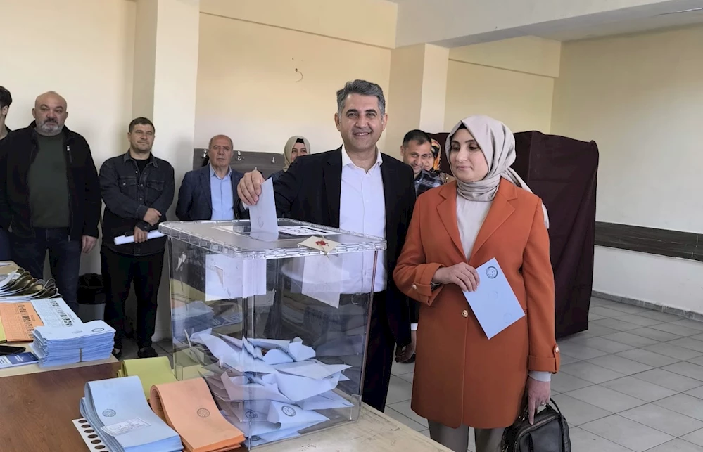 AK Parti Batman Belediye Başkan adayı Ceylan oyunu kullandı