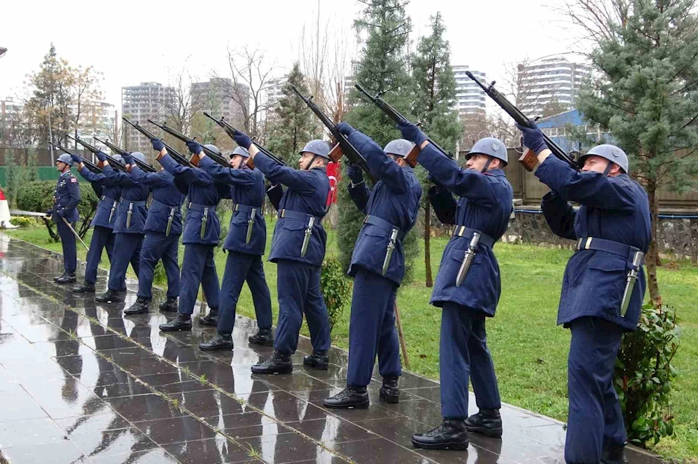 Diyarbakır’da 18 Mart kahramanları tüfek atışıyla anıldı