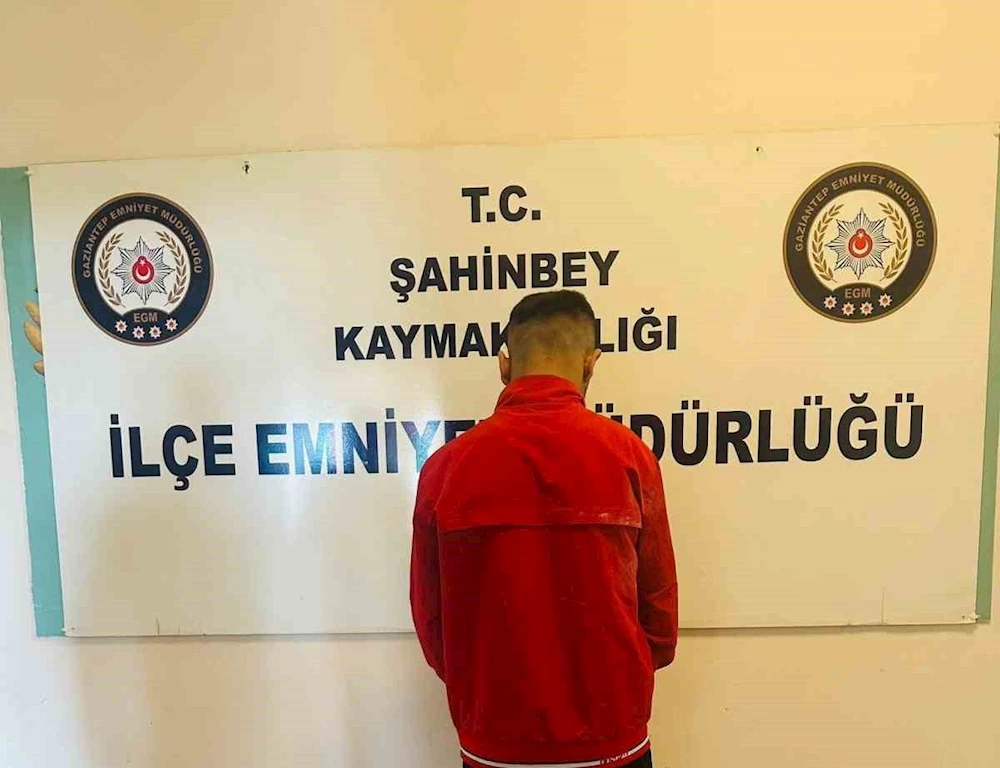 Gaziantep’te 9 araçtan hırsızlık yapan şahıs yakalandı