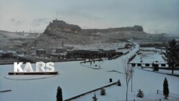 Beyaz örtü Kars’a çok yakıştı: Seyrine doyulmaz anlar
