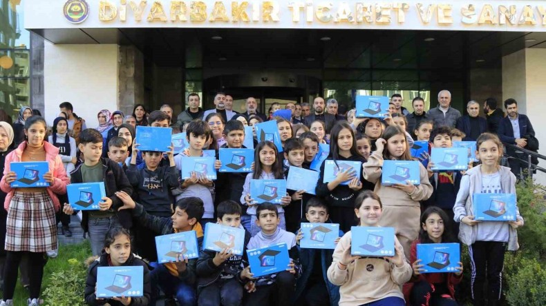 DTSO’nun Kürtçe seçmeli ders seçenlere tablet desteği başvurusu uzatıldı