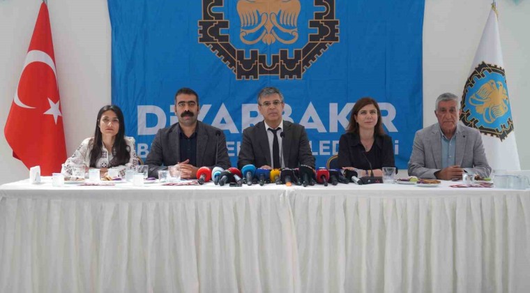 Diyarbakır Büyükşehir Belediyesi’nin 3 milyar 345 milyon TL borcu olduğu açıklandı