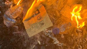 Halfeti’de AK Parti’ye mühür basılmış yanmış oy pusulaları bulundu