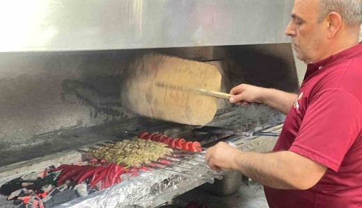 Şanlıurfa’da fıstıklı keme kebabı